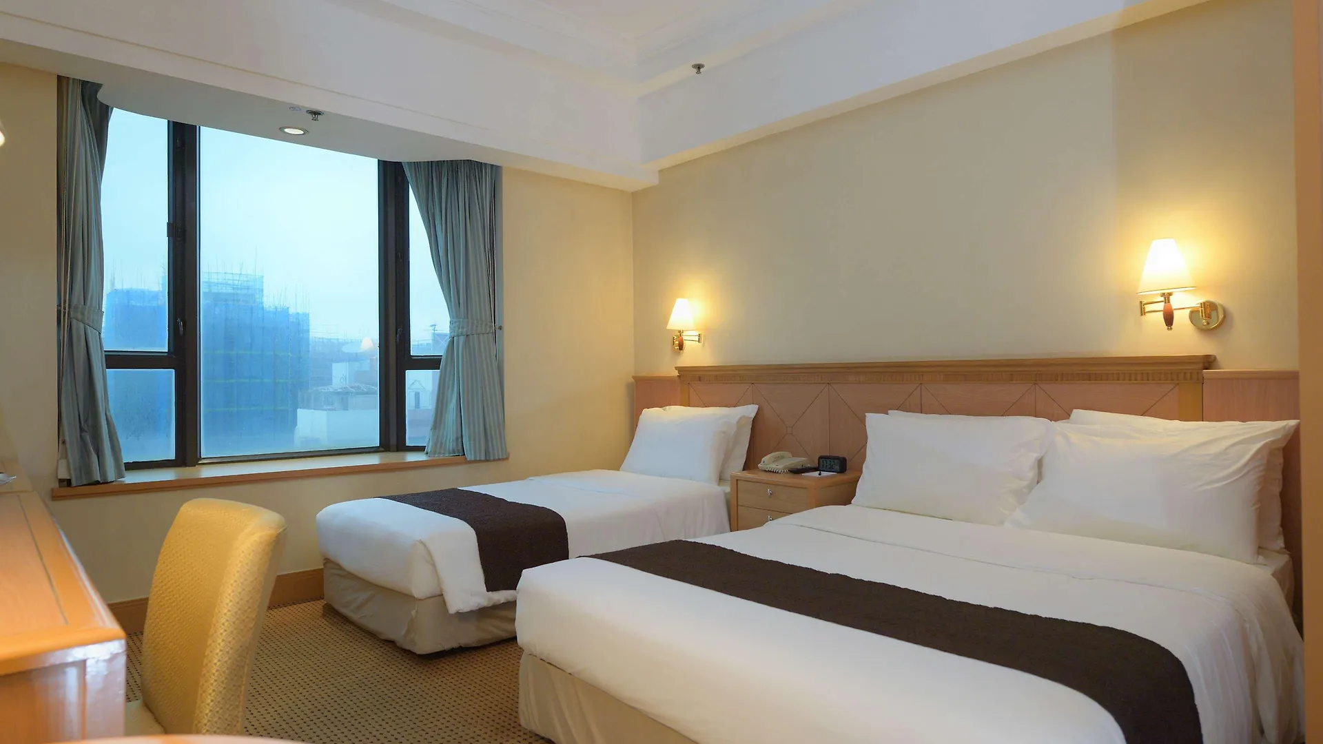 Hotel Ramada Hong Kong Grand View 4*,  Čína
