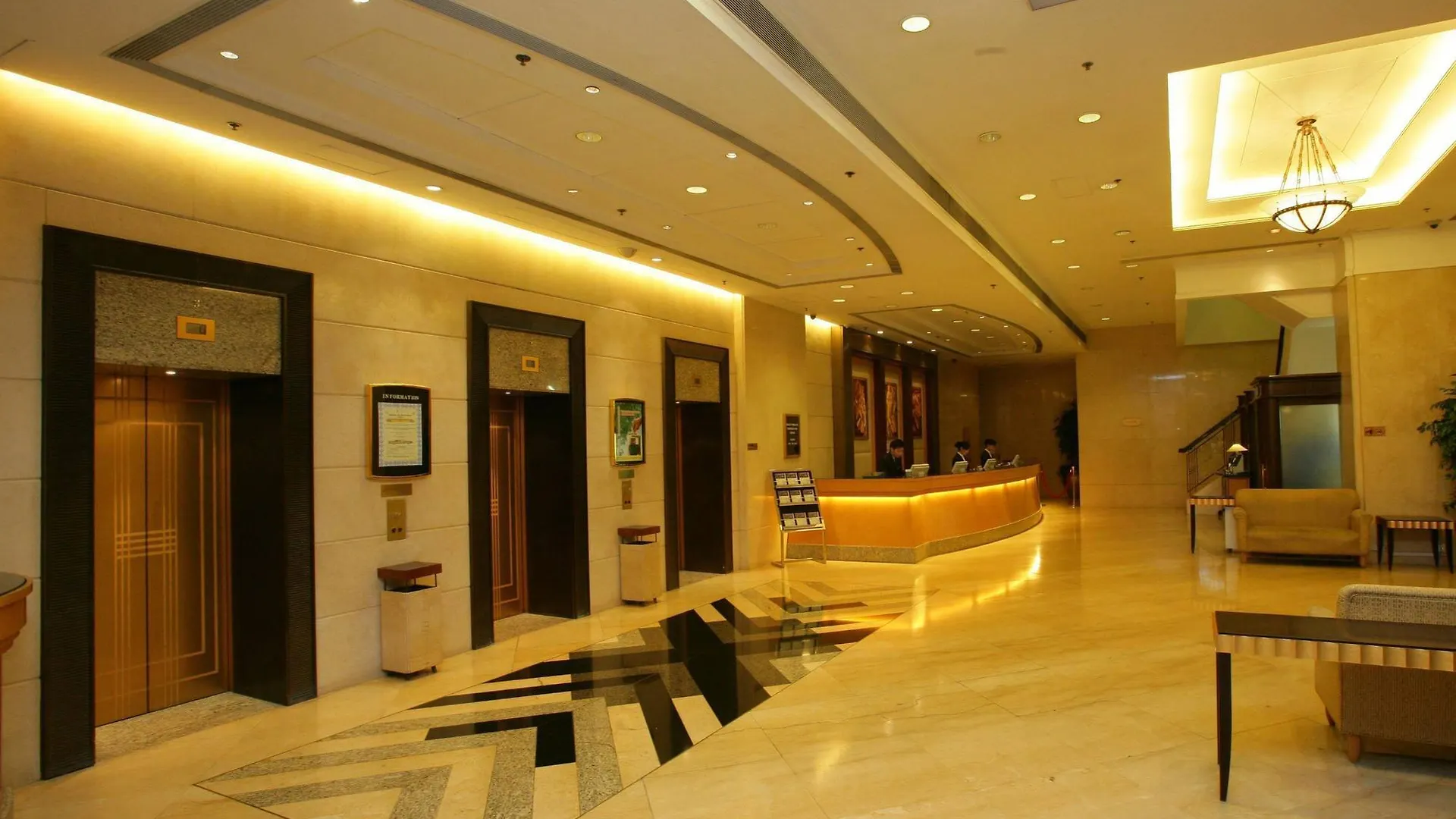 Hotel Ramada Hong Kong Grand View