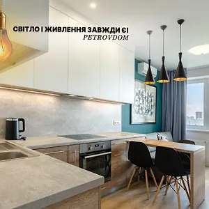 https://1190-cozy-apartment-nearby-with-central-railway-station.hotels-of-kiev.com